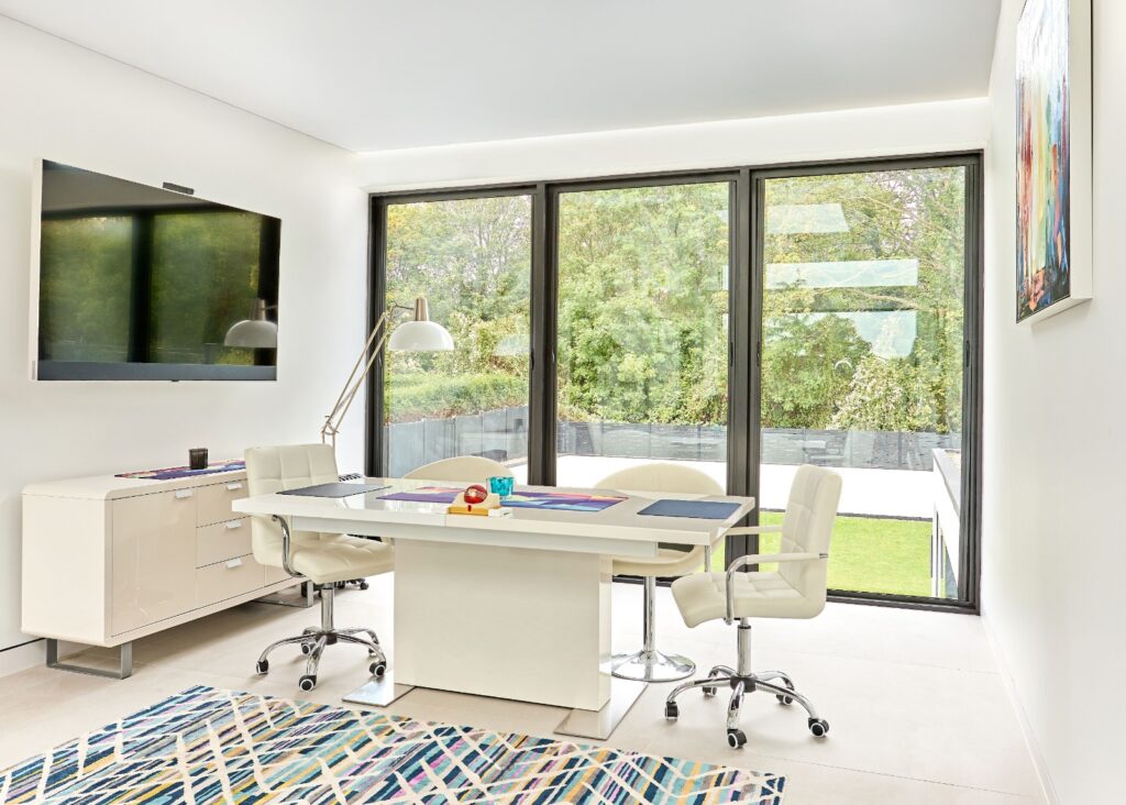 Barnsley Blindscreens: The All-in-One Solution for Your Windows